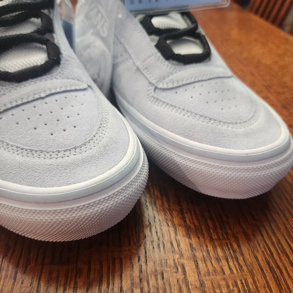 Vans six sample white