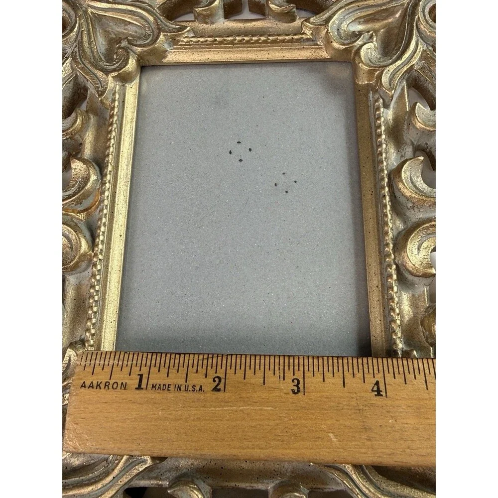 Picture Frame Ornate Victorian Design Gold Resin Tabletop 9.5x7 Two-Way Display