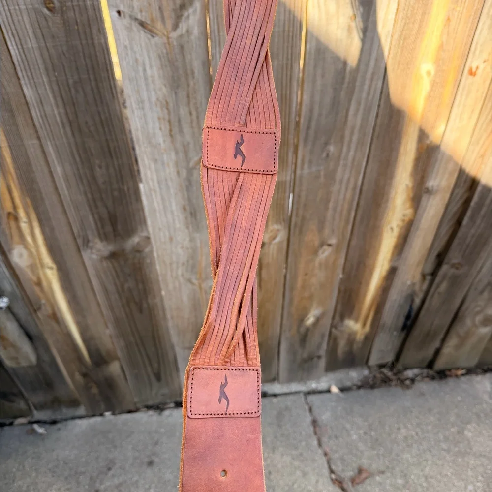 Hollister Stylish Brown Leather Belt Size L (40in)