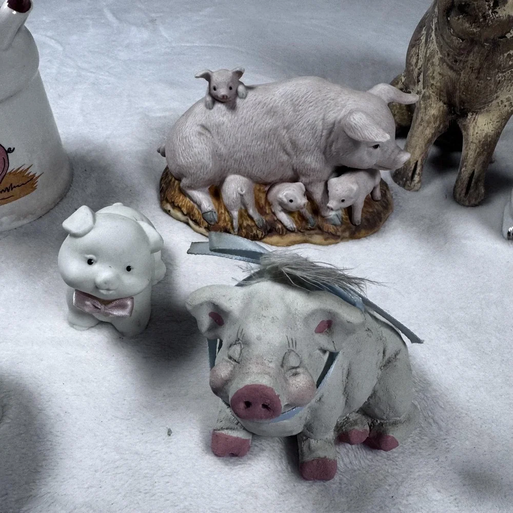 Lot 10 Pig Figurines Banks Arkansas Souvenir Farmhouse Decor Ceramic Resin Metal