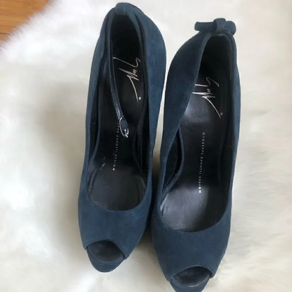Giuseppe Zanotti super rare