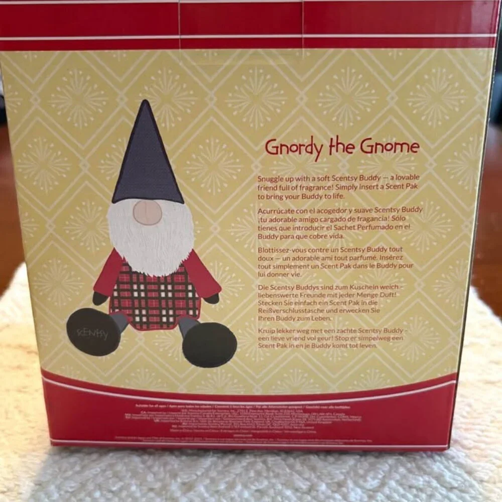 Gnordy the Christmas Gnome Scentsy Buddy w/ Vanilla Bean Buttercream Scentsy Pak