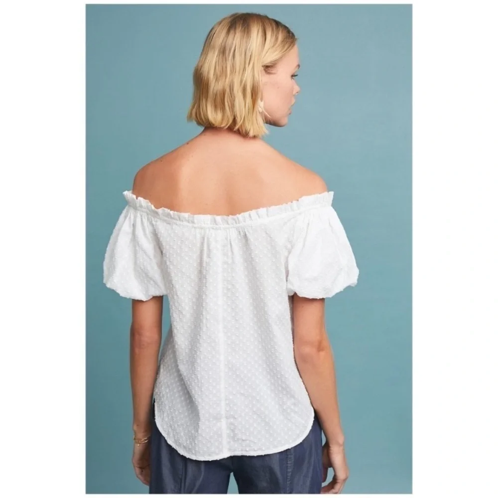 Maeve by Anthropologie White off the Shoulder Sojourner Top​​​​​