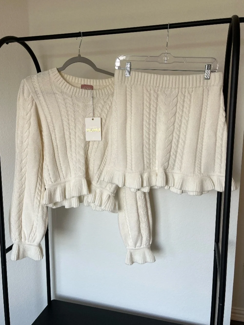 Show Me Your MuMu nwt show