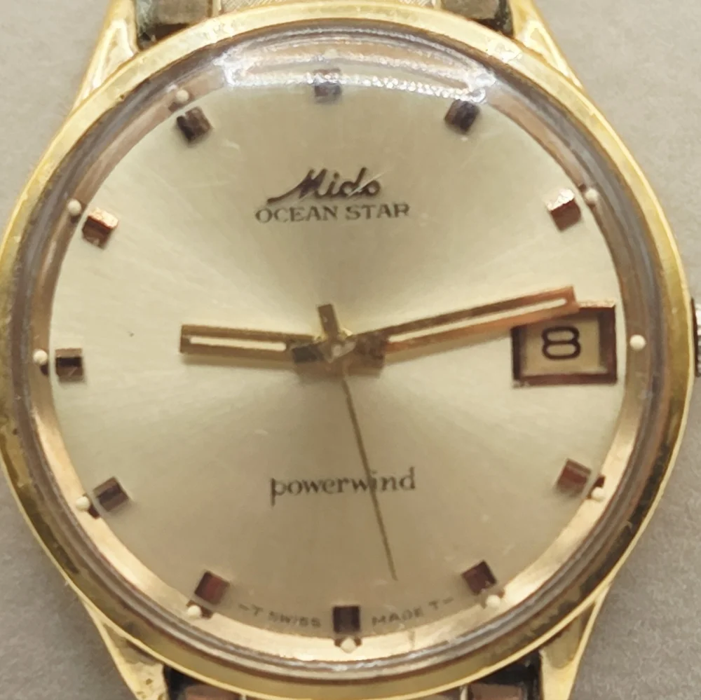 Mido elegant wristwatch