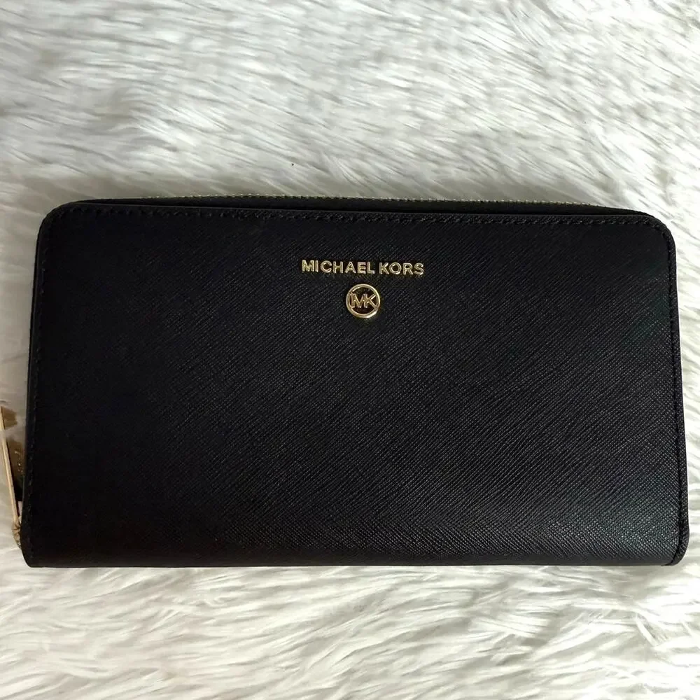 NWOT Michael Kors Black Zip Around Wallet