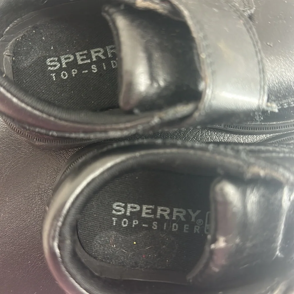 Sperry boys sider