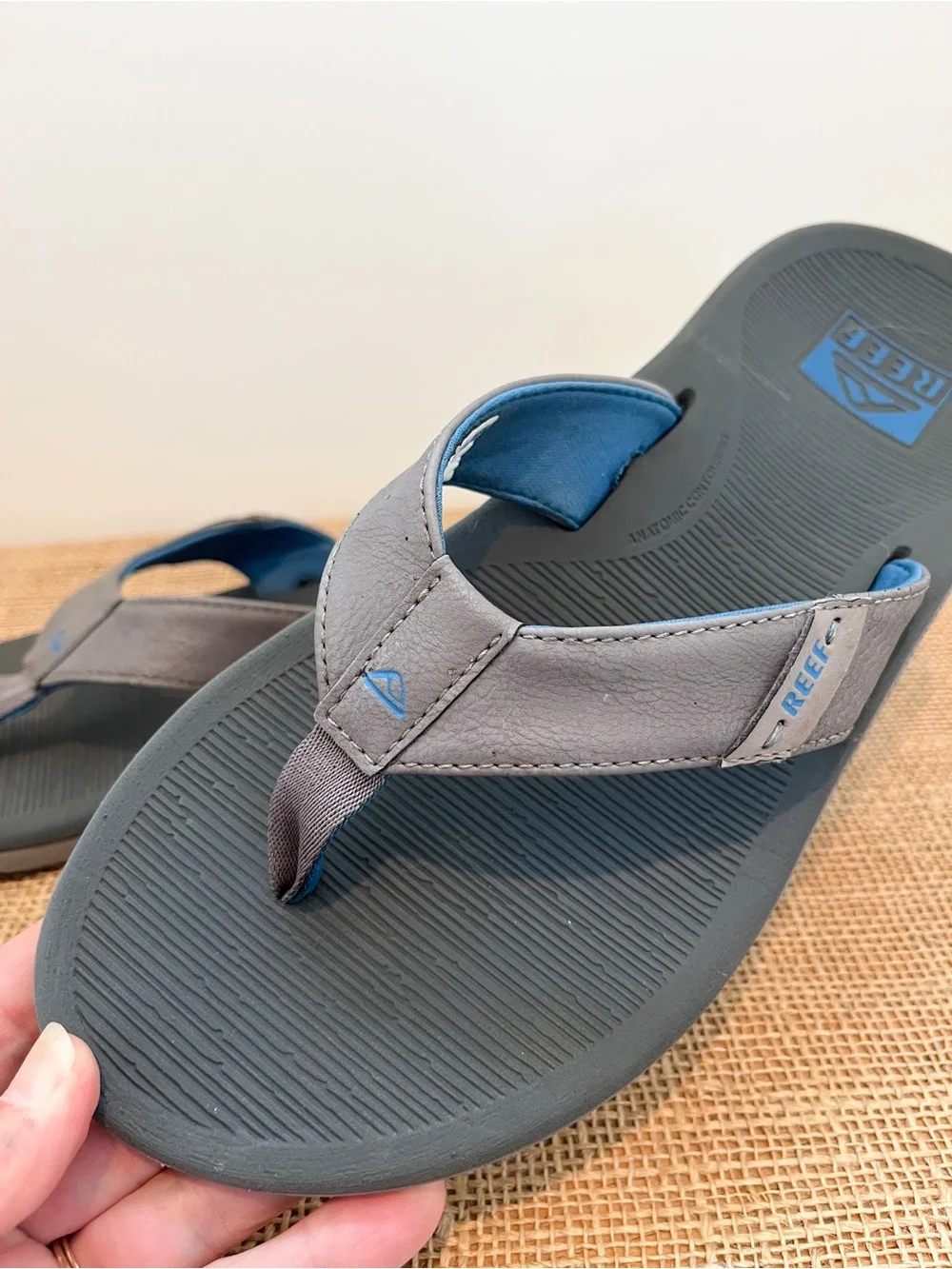 Reef gray thong