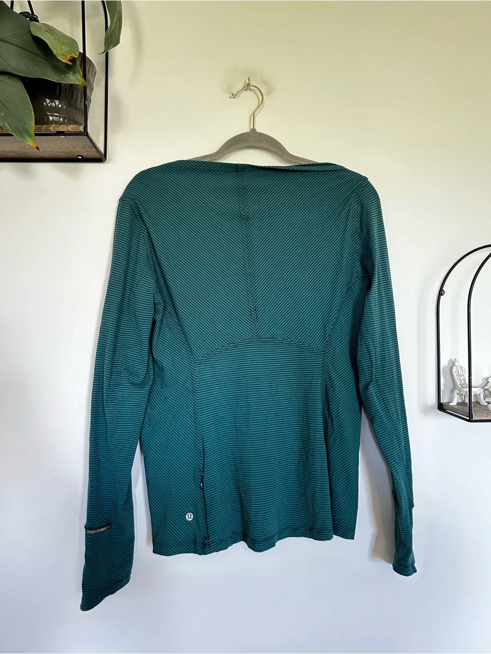Lululemon Kanto Catch Me if You Can Green Striped Long Sleeve Running Top 12
