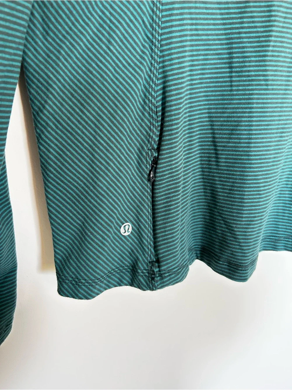Lululemon Kanto Catch Me if You Can Green Striped Long Sleeve Running Top 12