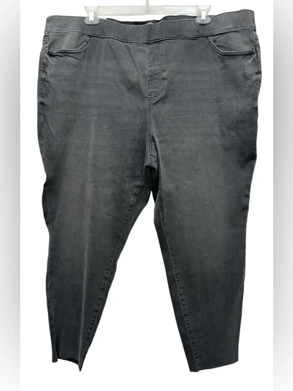 Sonoma Women’s NEW Pull On Faded Black Stretch Skinny Jeans Sz 26 W Leggings