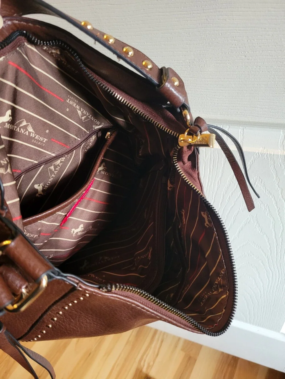 Montana West Shoulder Bag brown with stud details