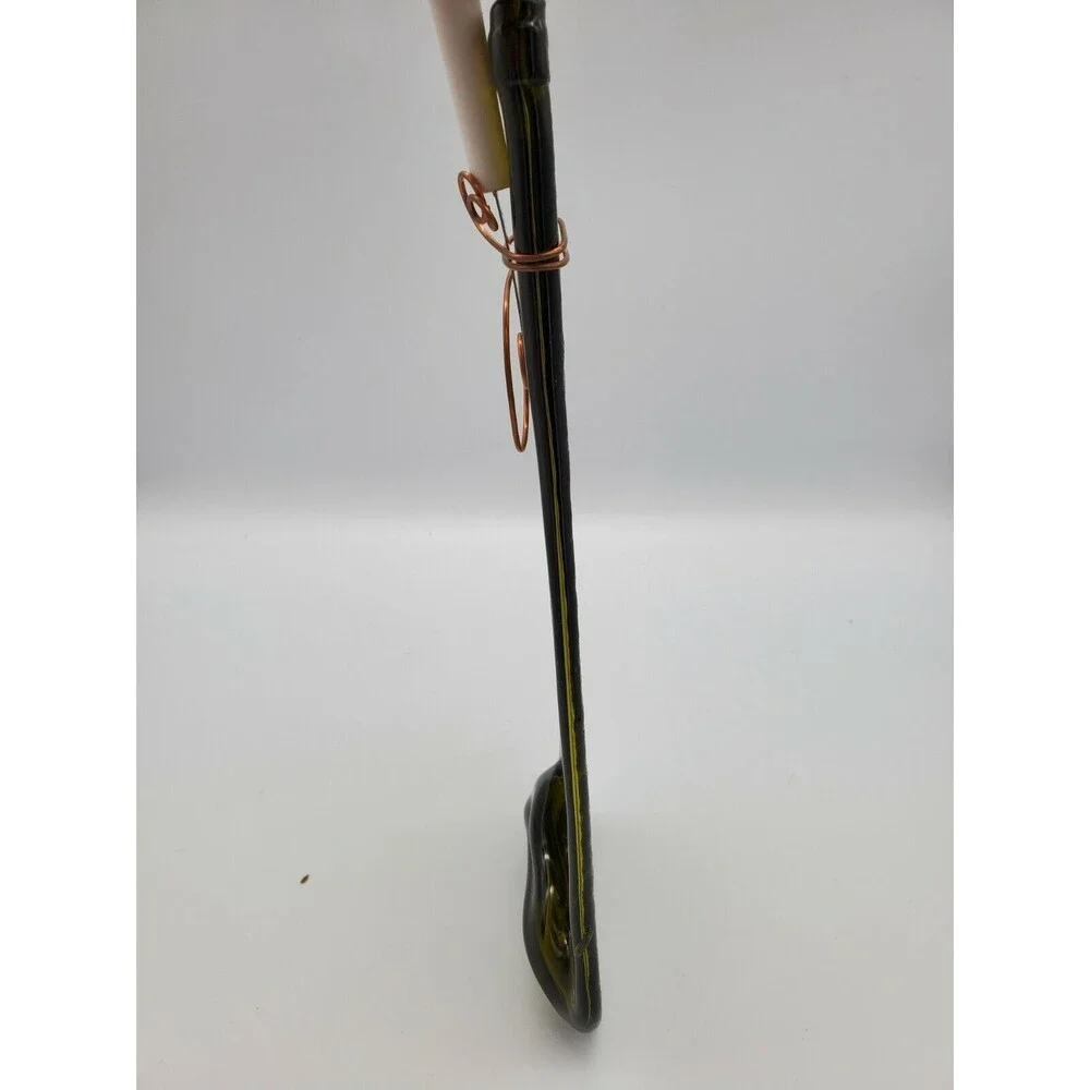 Unmarked flattened green