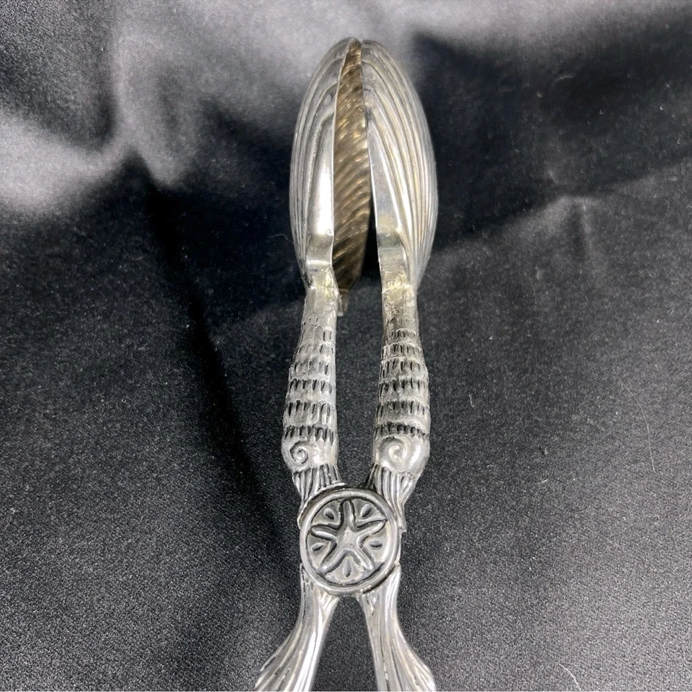 Godinger Silver Seahorse & Clam Shell Salad/Serving Tongs 11” Nautical