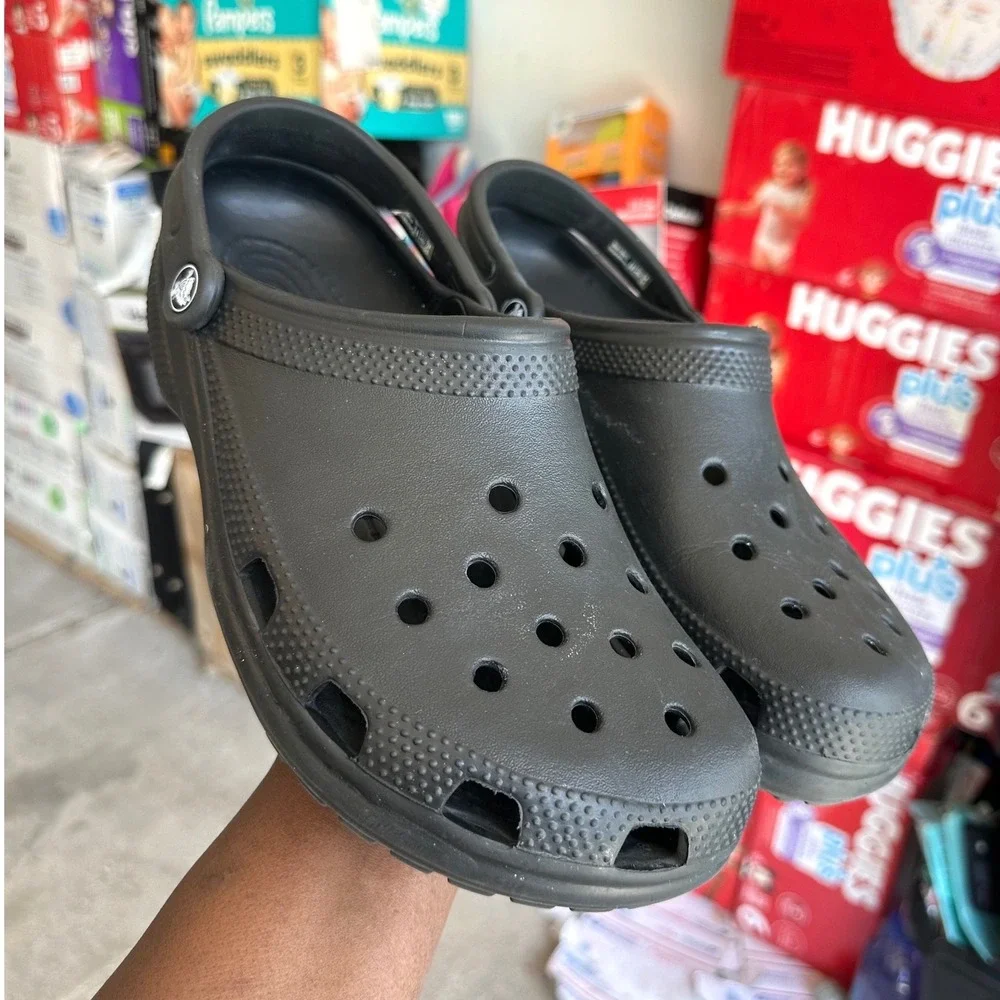 CROCS preowned fairly