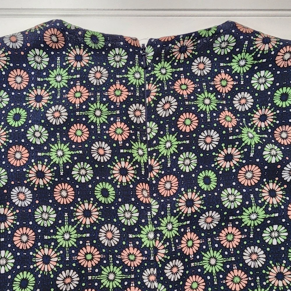 French Connection Womens Size 10 Navy Floral Print Short Sleeve Shirt