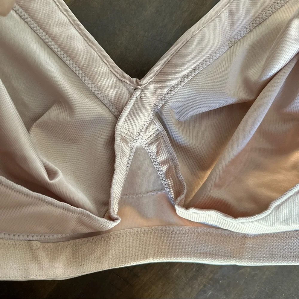 Glamorise adjustable comfy sexy