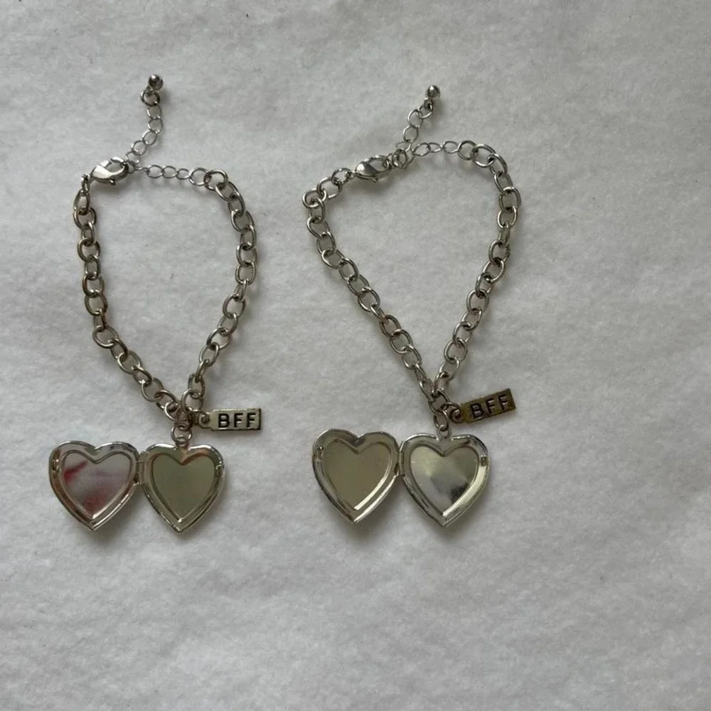 N/A girls set