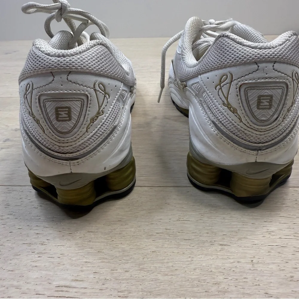 Nike elevate your