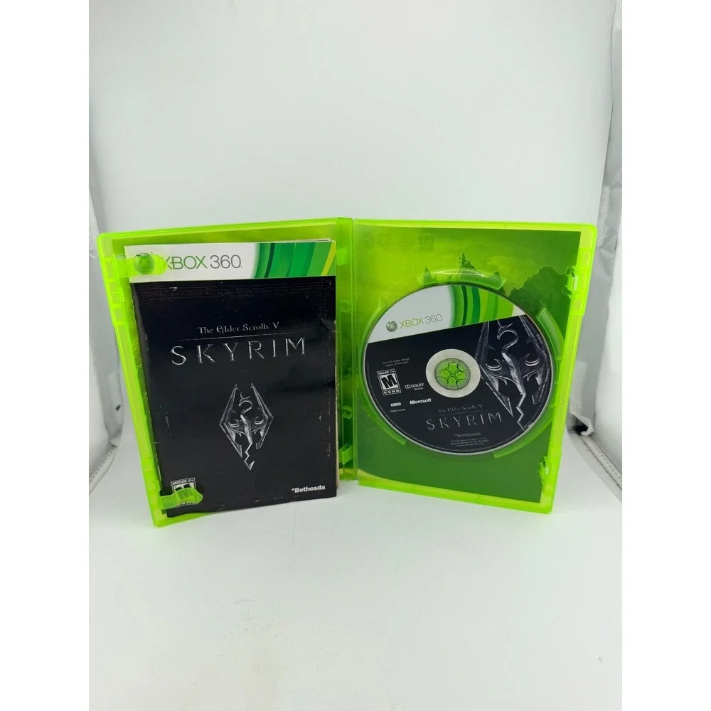 The Elder Scrolls V Skyrim Microsoft Xbox 360 Bethesda 2011 RPG Game with Manual