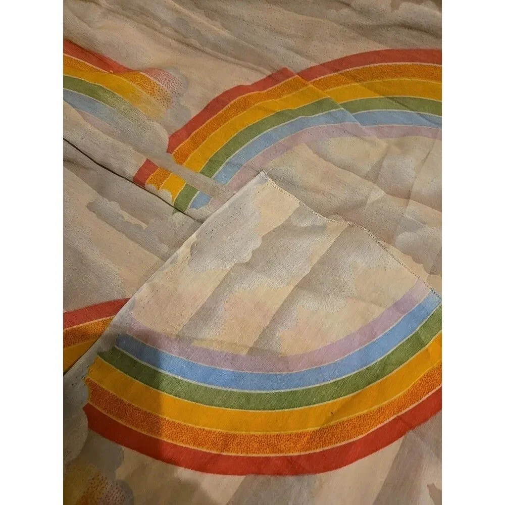 Vintage RN 64155 1 Full Bed Rainbow Cloud Flat Sheet 77 x 97
