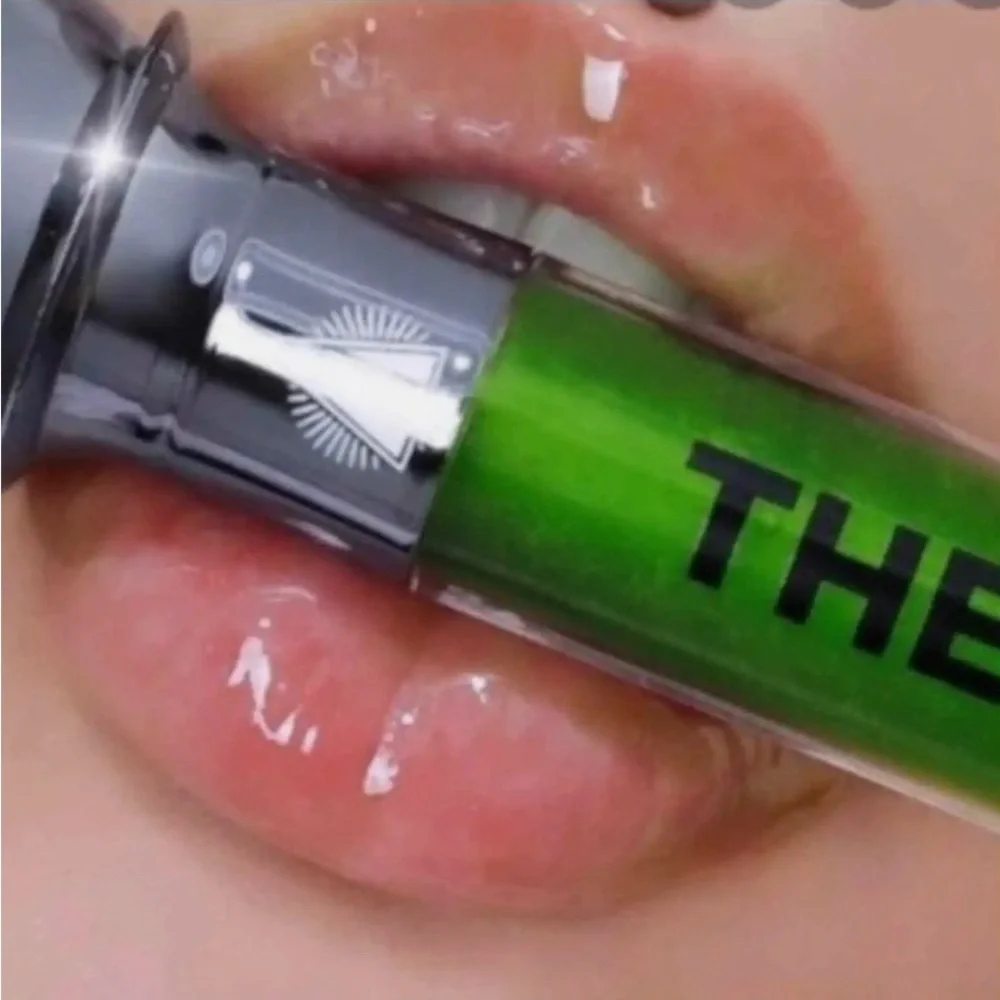 Jeffree Star Lipgloss in Slime Glossin Brand New in Box