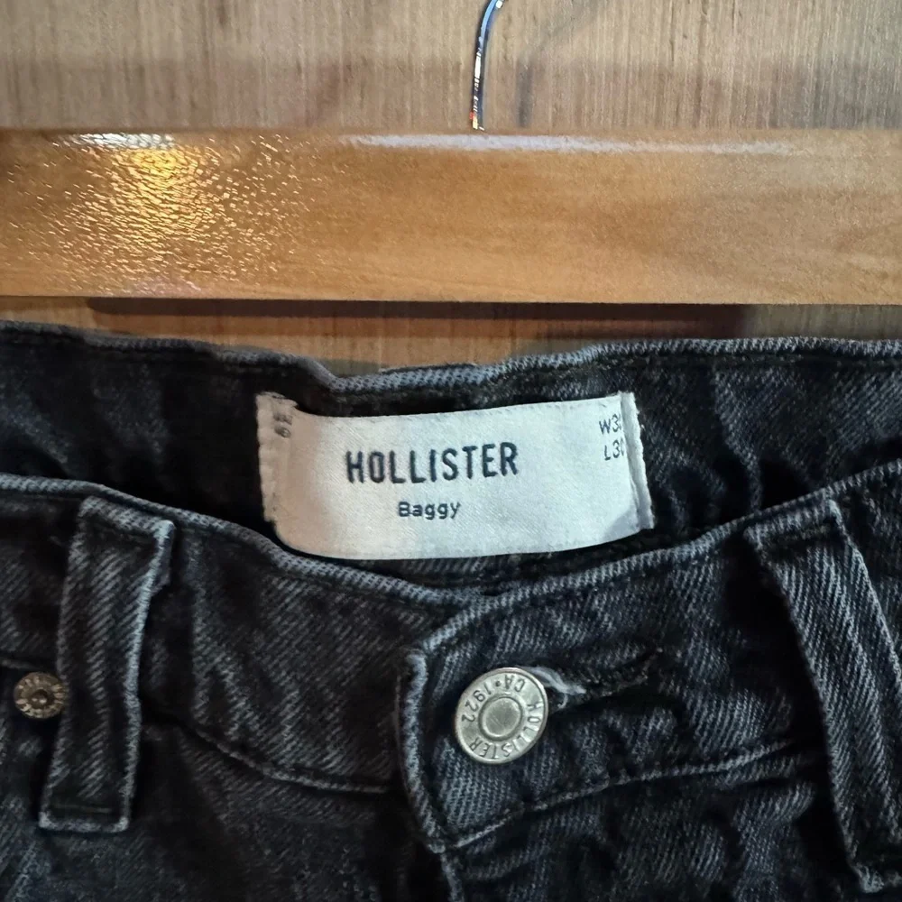 Hollister baggy fit