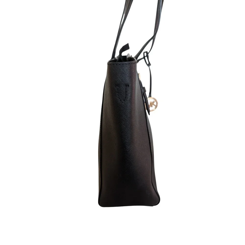 Michael Kors excellent pre
