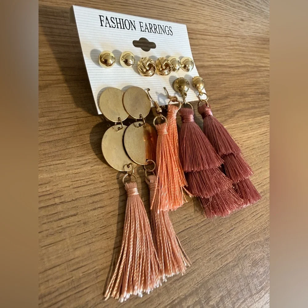 N/A chic gold