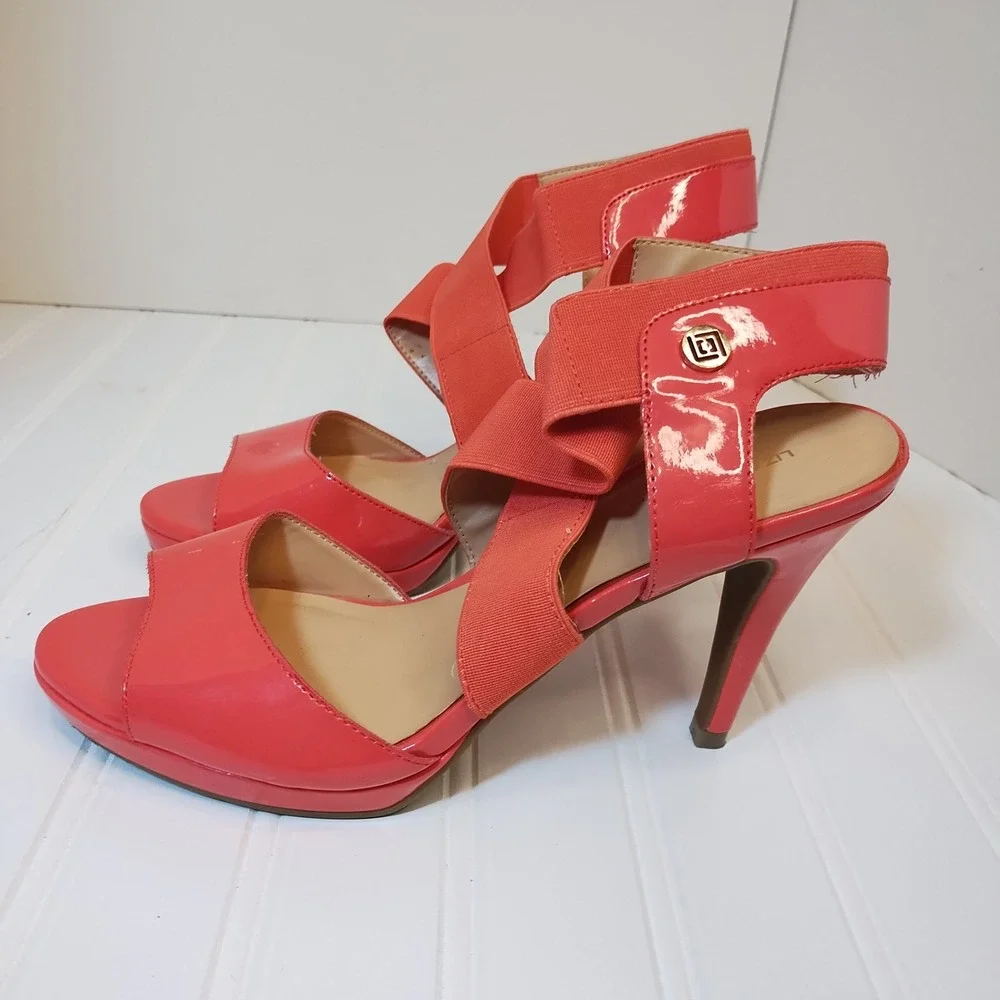 Liz Claiborne liz claiborne