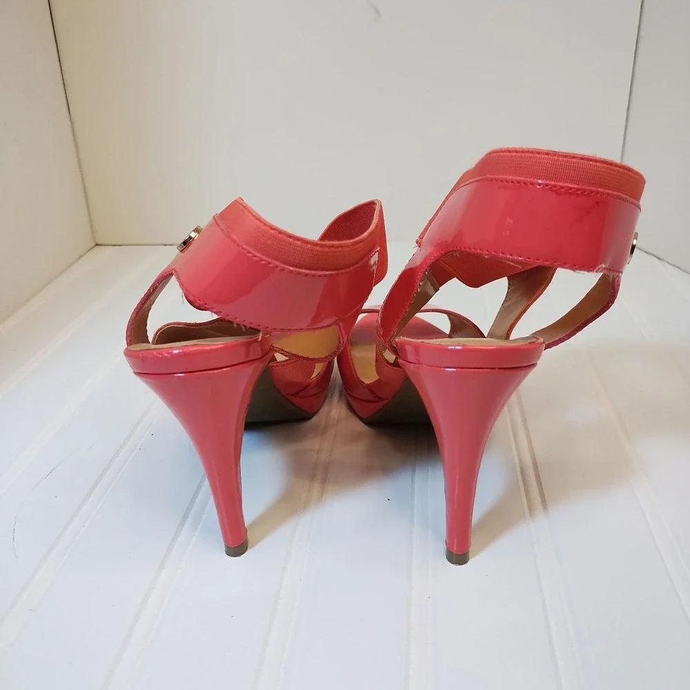 Liz Claiborne liz claiborne