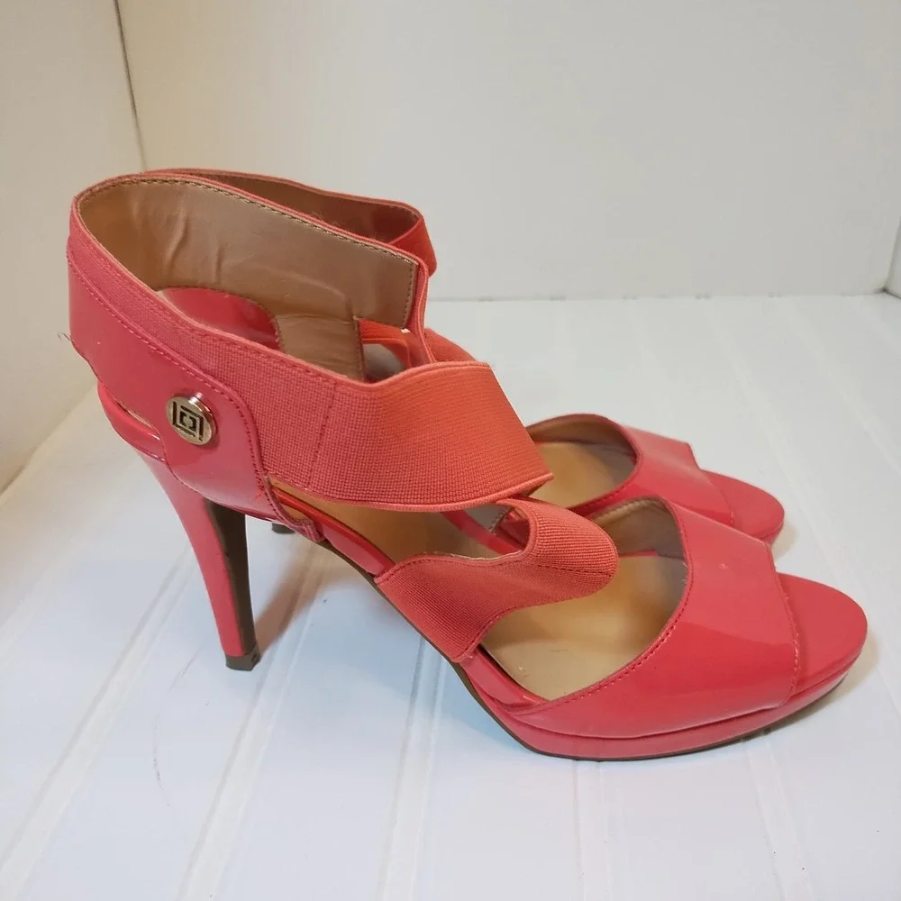 Liz Claiborne liz claiborne