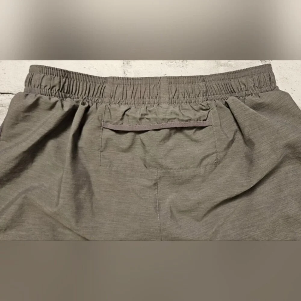 Nike women gray