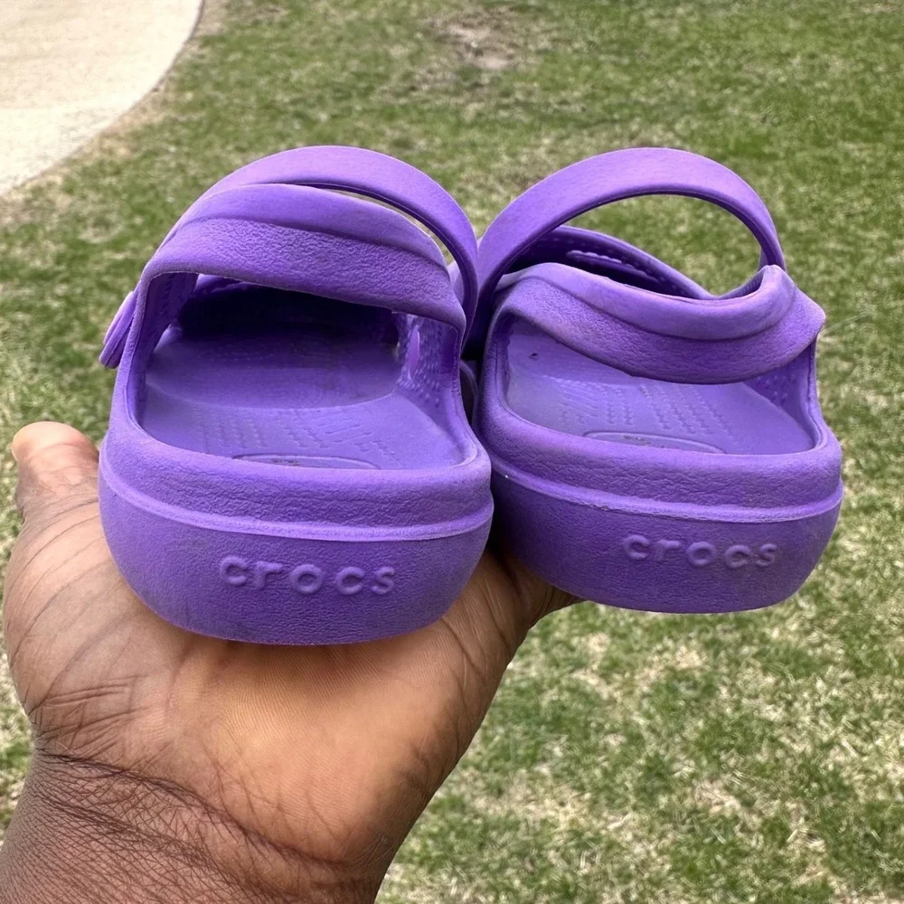 CROCS preowned fairly