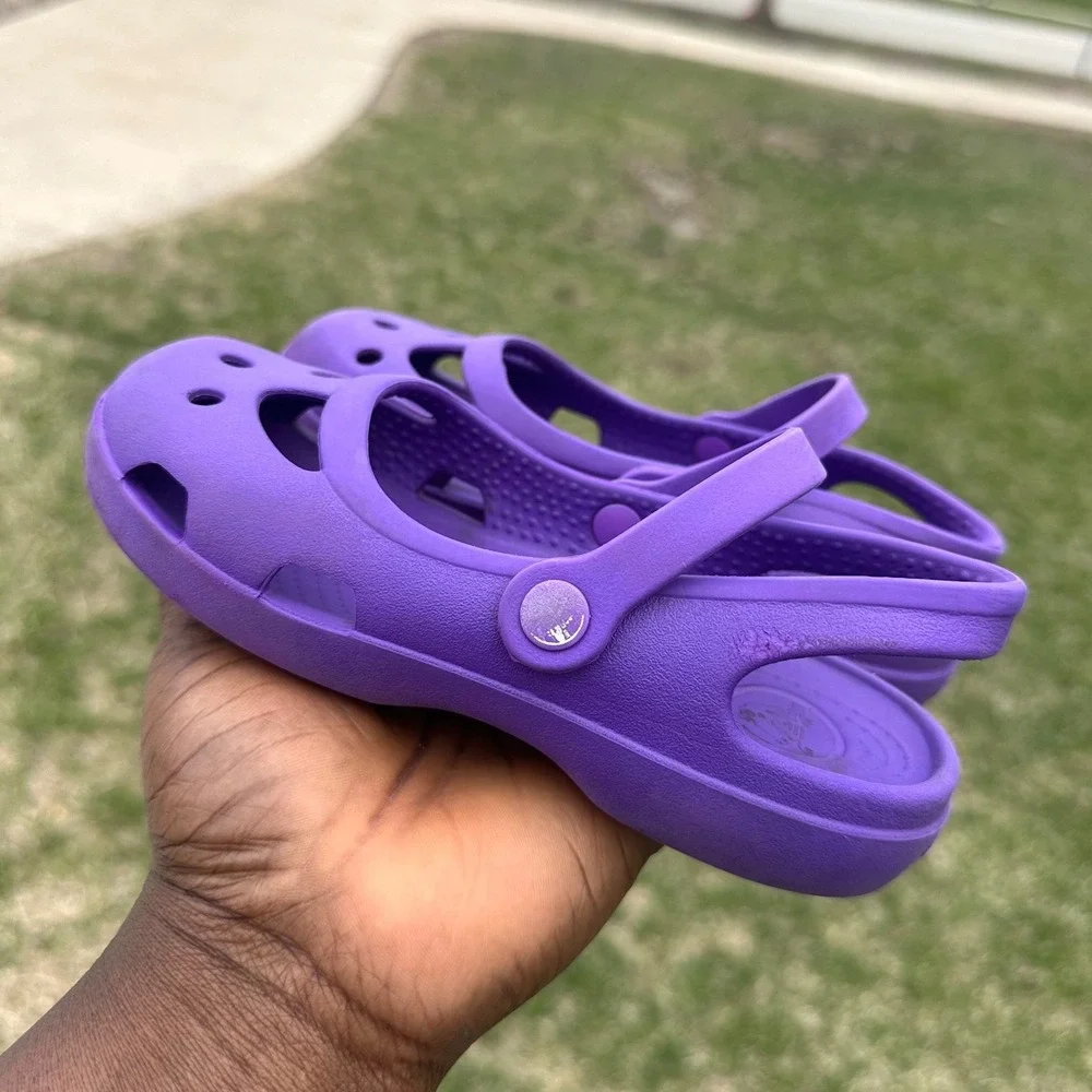 CROCS preowned fairly