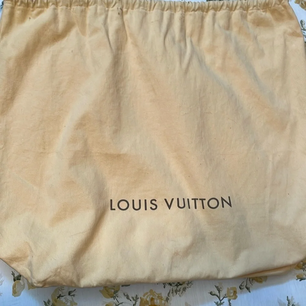 Louis Vuitton absolutely gorgeous