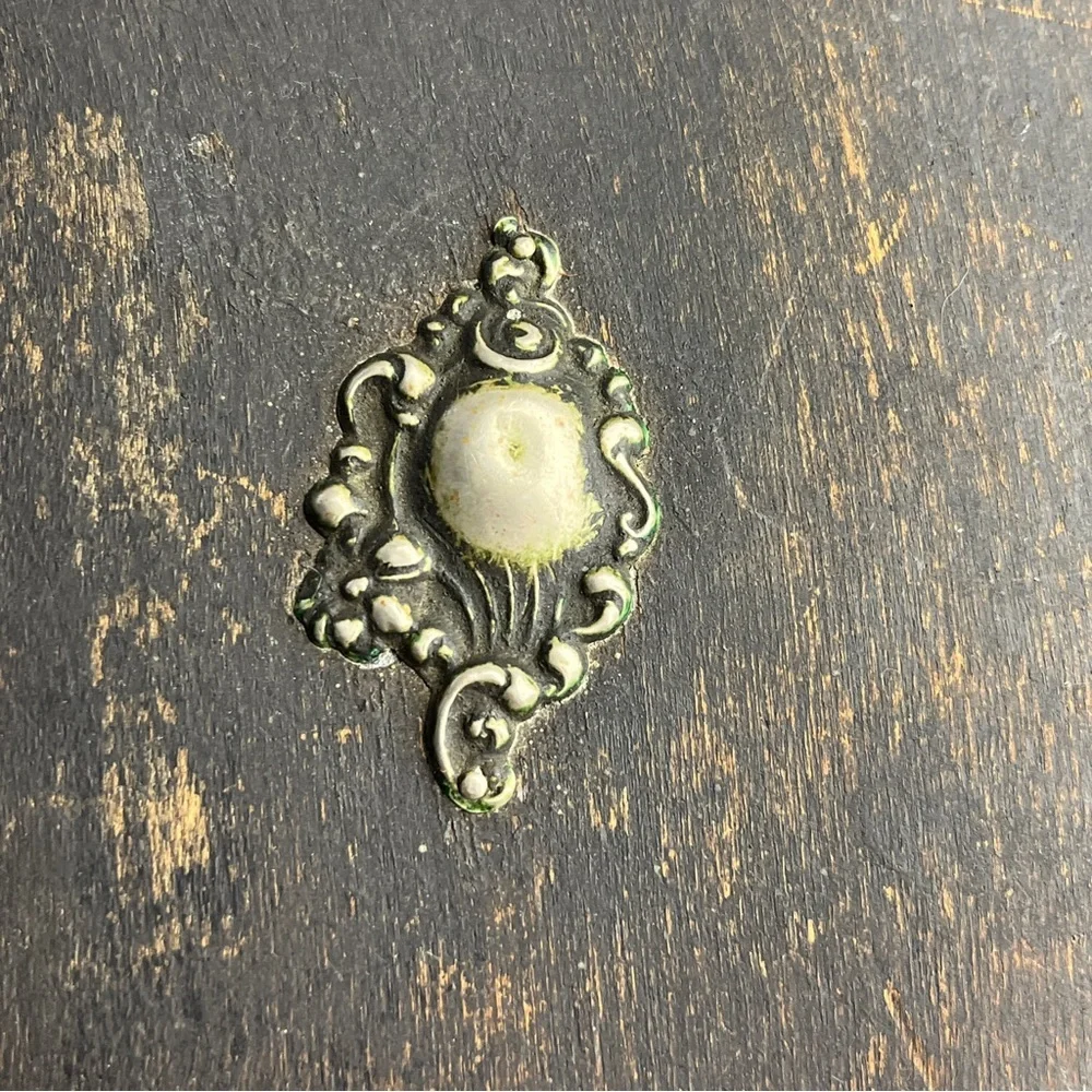 Antique hippie small ornate
