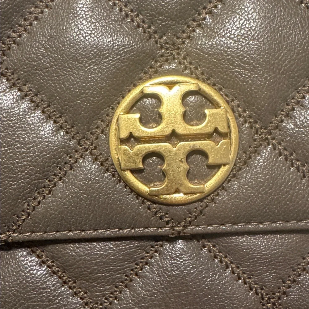 Tory Burch tory burch