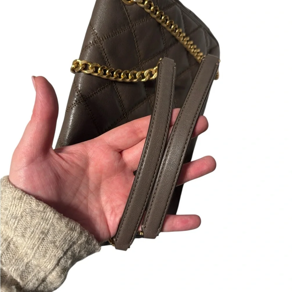 Tory Burch tory burch