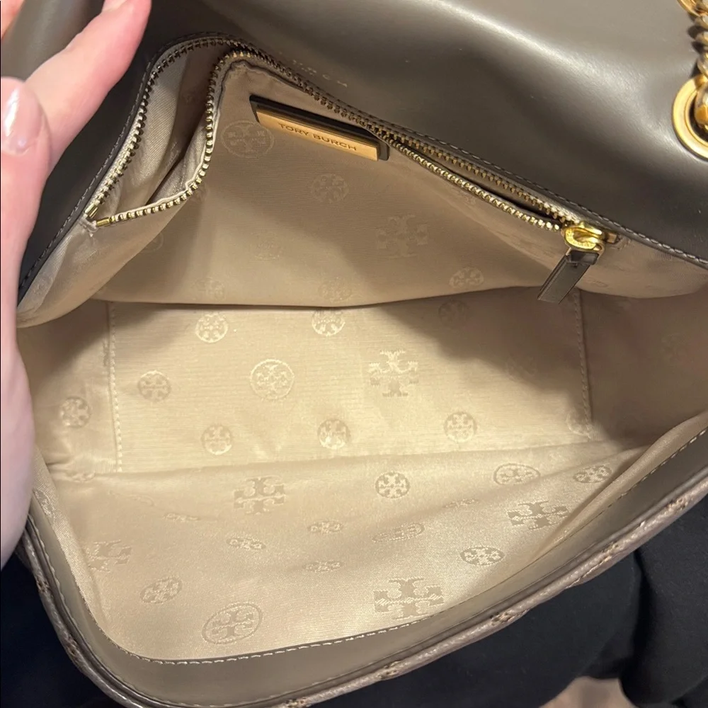 Tory Burch tory burch