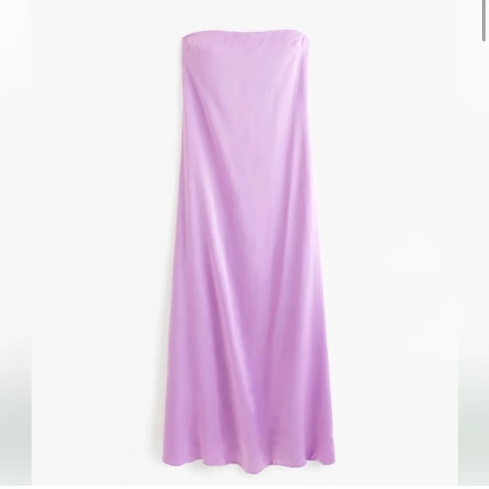 Abercrombie & fitch purple satin strapless trapeze maxi dress