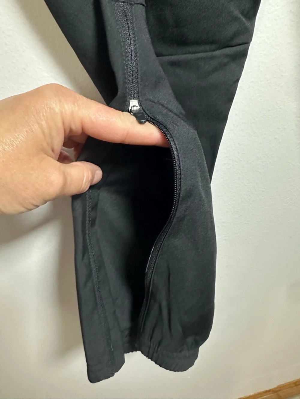 Nike Black Athletic Dri FIT Joggers with White Swoosh medium men’s zip bottoms