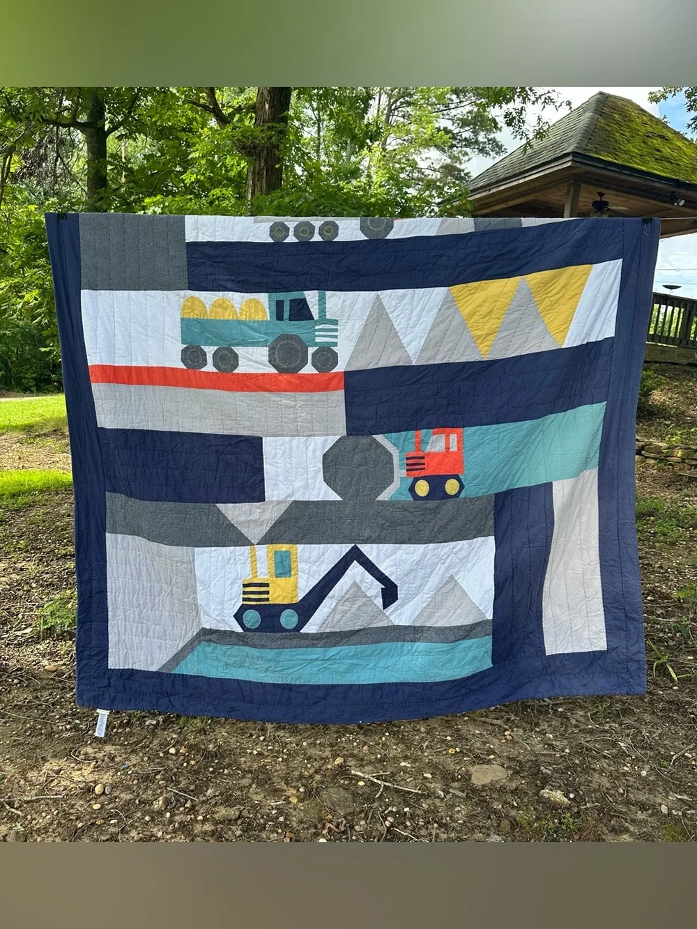 Pottery Barn Kids Jax Construction Quilt Full/Queen Size 100% cotton 86” x 86”