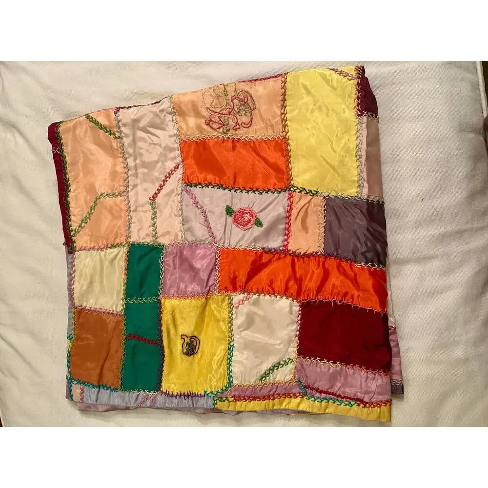 VINTAGE MIDCENTURY MODERN HANDMADE SATIN CRAZY QUILT THROW