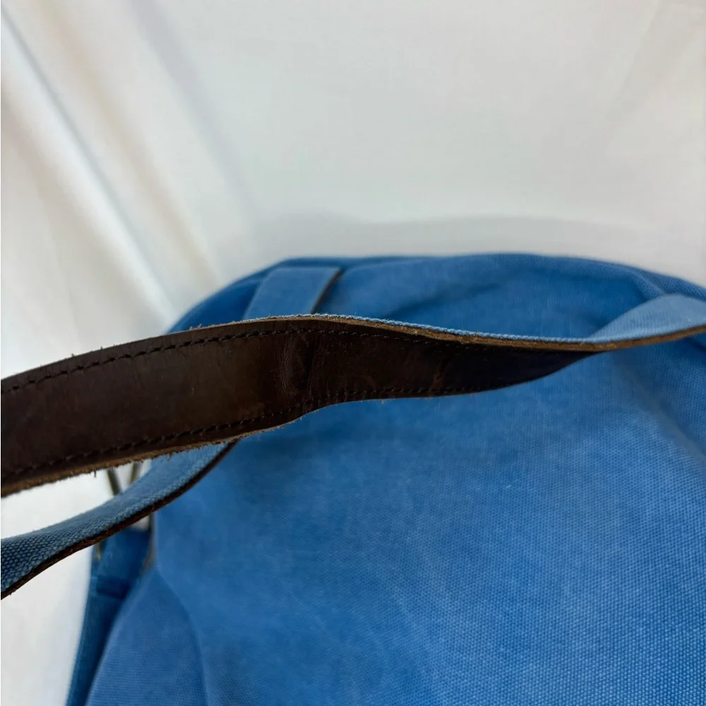 Farmhouse Is My Style Blue Tote‎ with leather accents and Zip Closure
