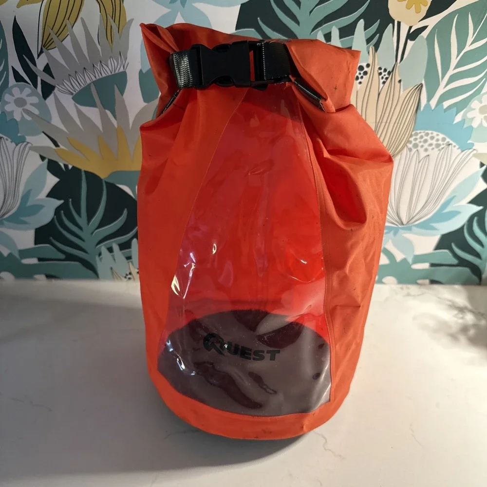 The Unbranded Brand 20 liters