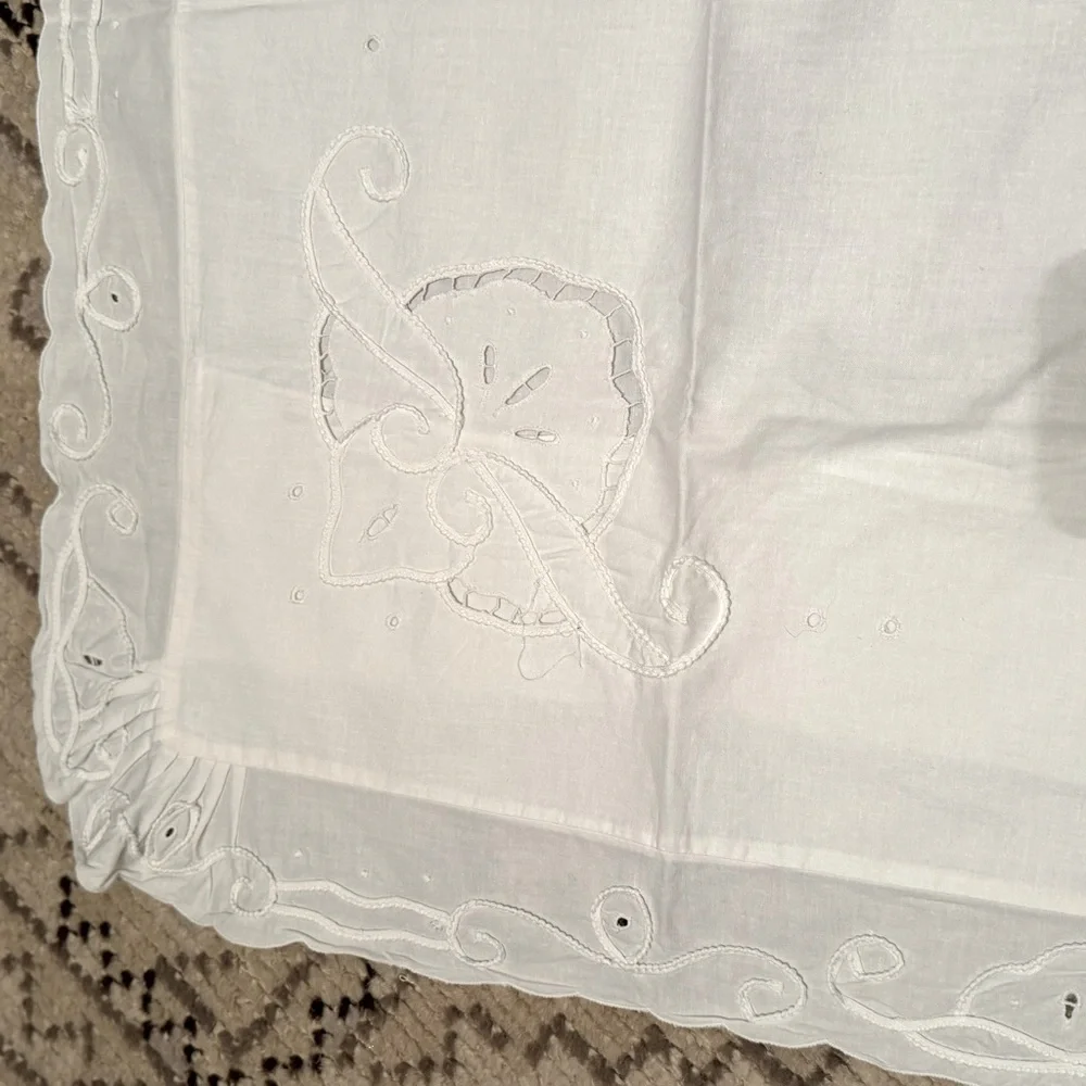 Vintage scalloped full set