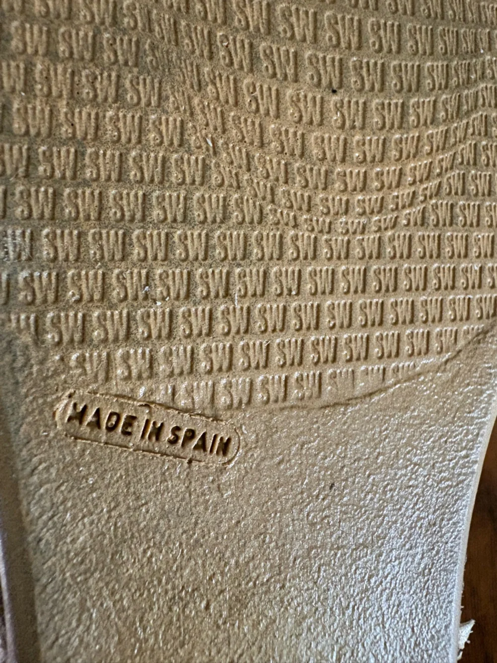 Stuart Weitzman style name