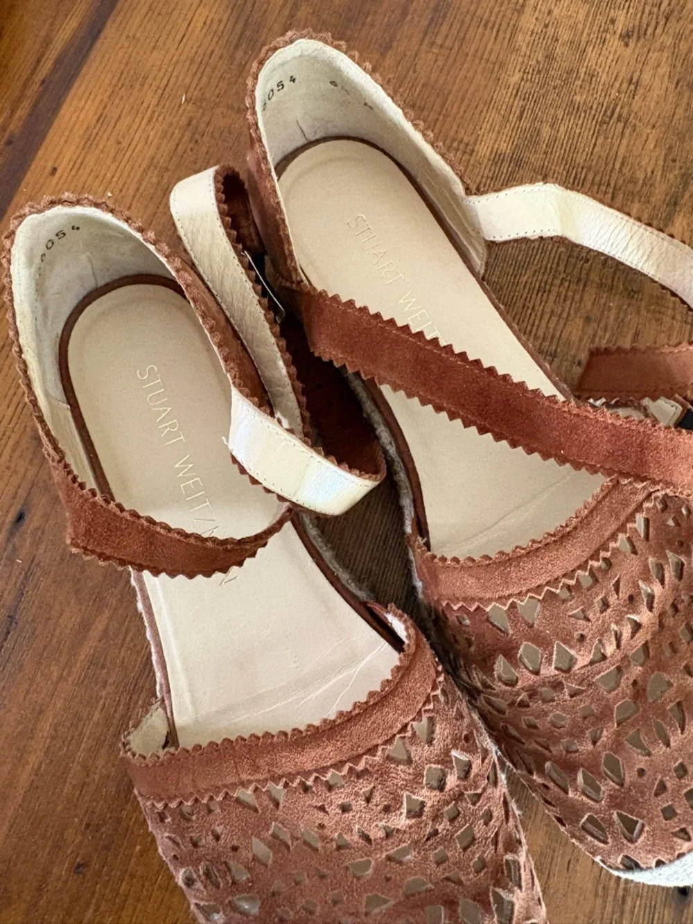 Stuart Weitzman style name