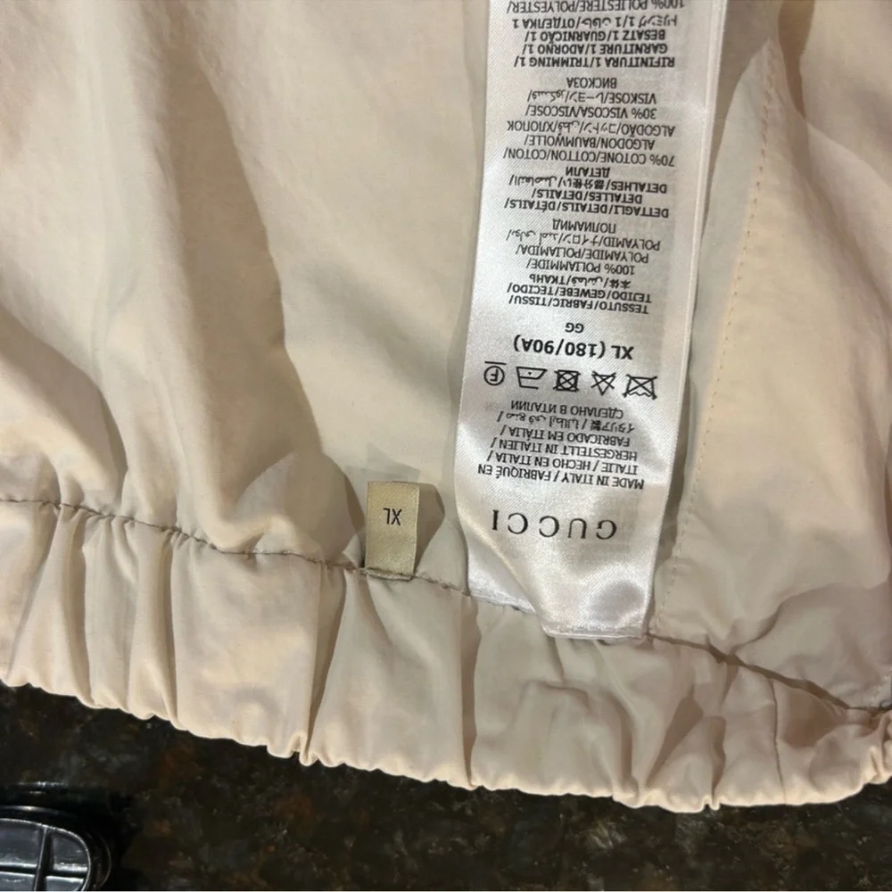 Men’s Gucci I feel Gucci track pants size XL made in Italy NWT